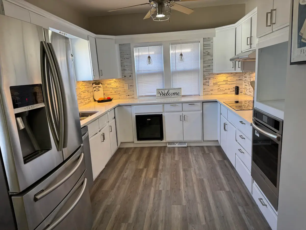 3716 W Branting Ln, Milwaukee, WI 53215 - #1