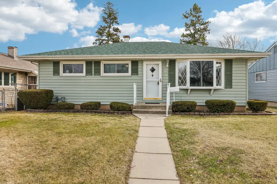 6606 S 20th St, Milwaukee, WI 53221 - #2