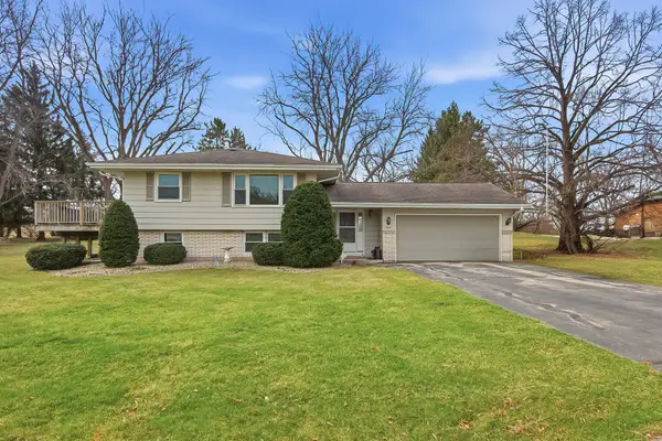 W523 Highland Ave, Bloomfield, WI 53128