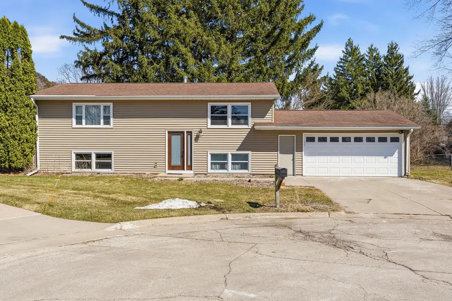 2401 30th St S, La Crosse, WI 54601 - #2