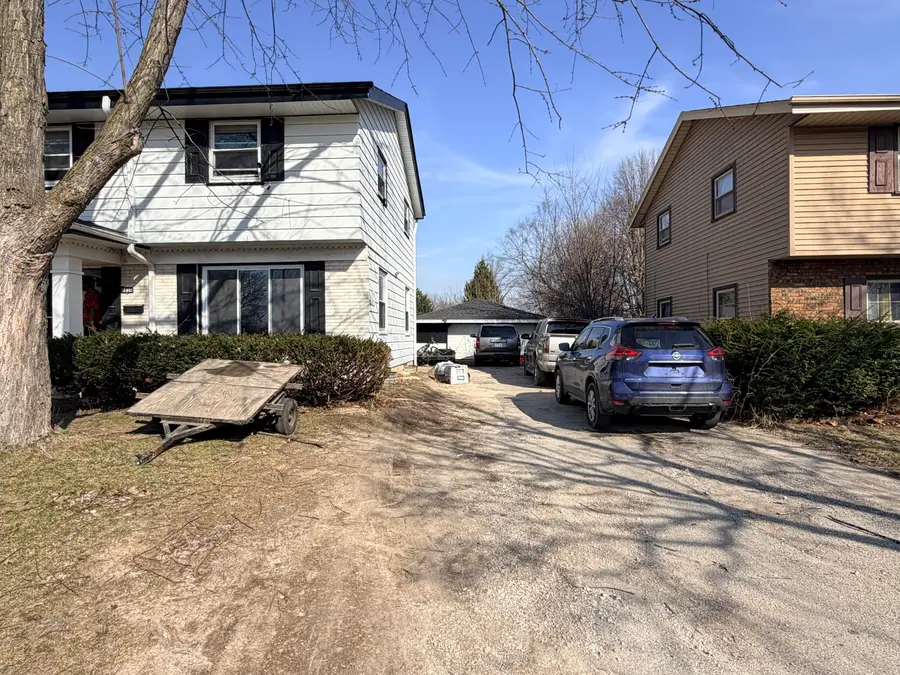 6434-6436 N 101st St, Milwaukee, WI 53224 - #2