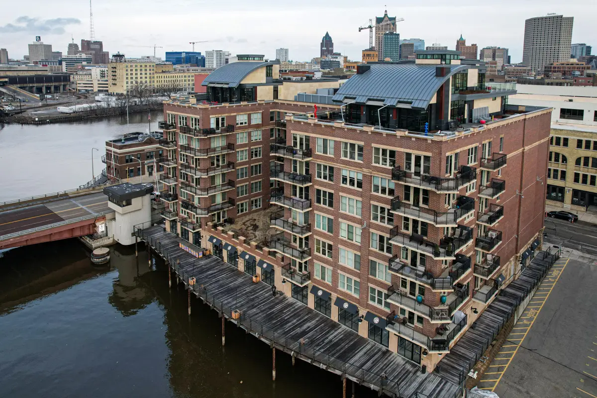 102 N Water St, Milwaukee, WI 53202 - #1