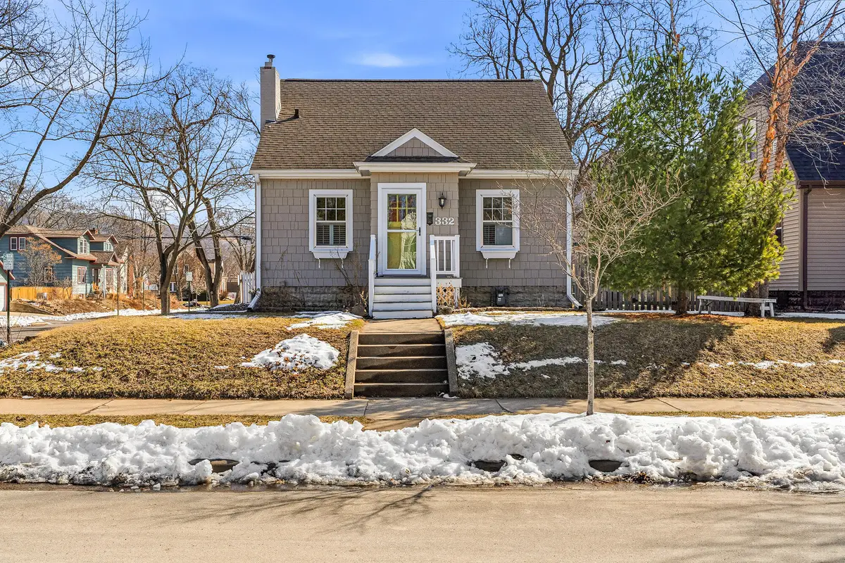 332 22nd St N, La Crosse, WI 54601 - #1