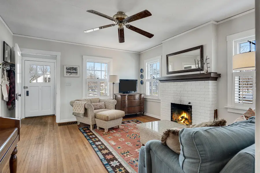 332 22nd St N, La Crosse, WI 54601 - #3