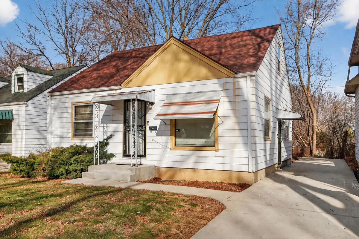 5238 N 53rd St, Milwaukee, WI 53218 - #1