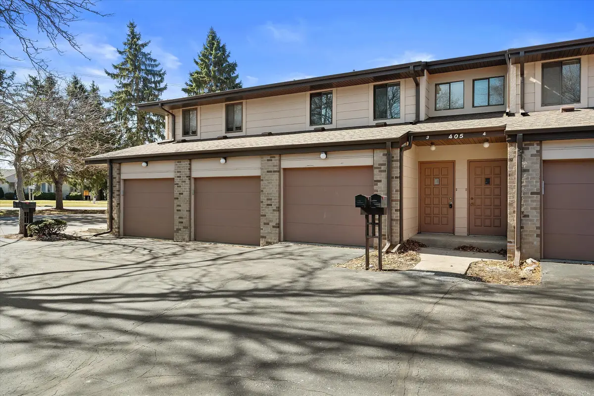 405 Cheviot Chase, Waukesha, WI 53186 - #1