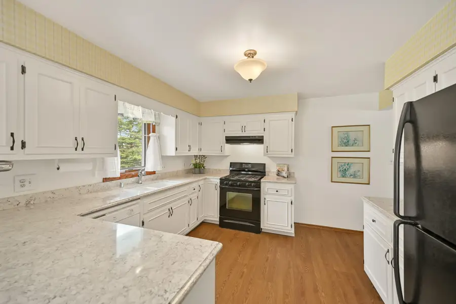 18220 Colline Vue Blvd, Brookfield, WI 53045 - #3