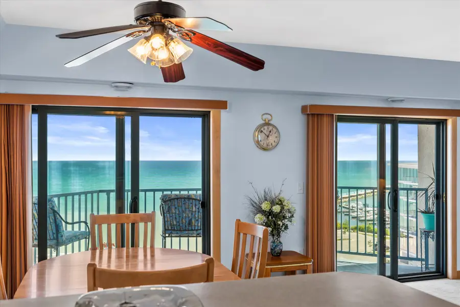 415 N Lake St, Port Washington, WI 53074 - #3