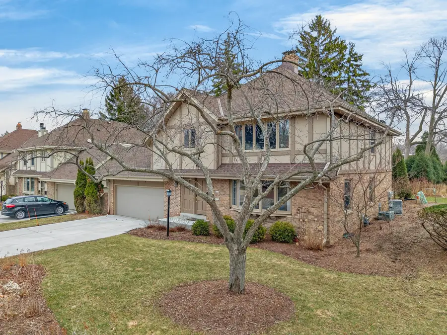 3111 E Hampshire St, Milwaukee, WI 53211 - #2