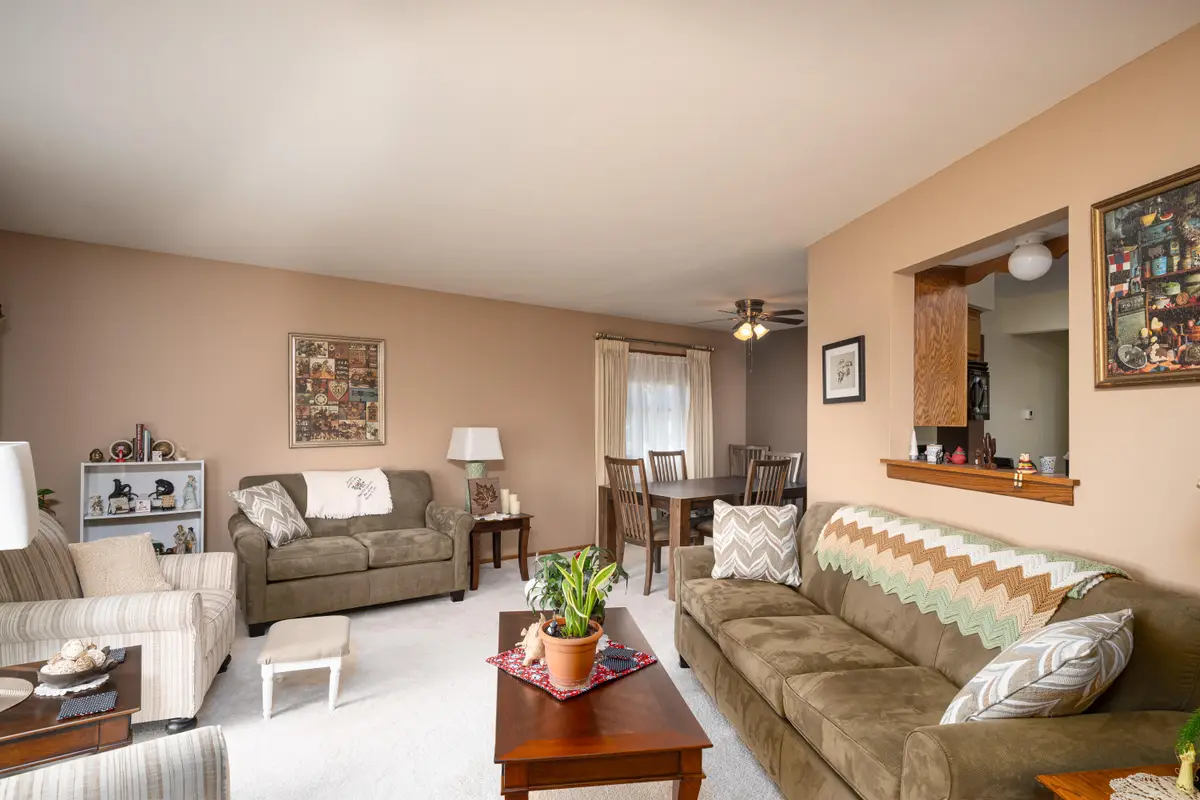 6968 W Tesch Ave, Milwaukee, WI 53220 - #1