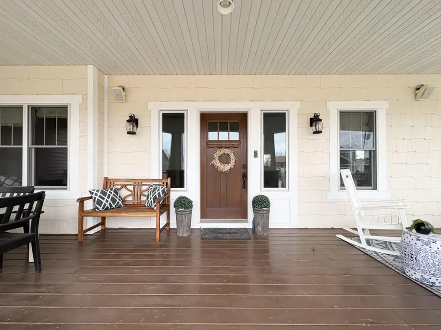 420 Driftwood St, West Salem, WI 54669 - #2