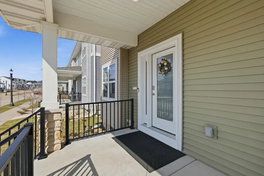 2818 Frisee Dr, Fitchburg, WI 53711 - #3