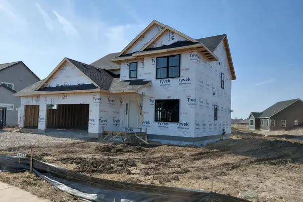 1722 Hammock Ln, Oconomowoc, WI 53066