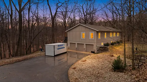 4252 Ridge Rd, Richfield, WI 53017