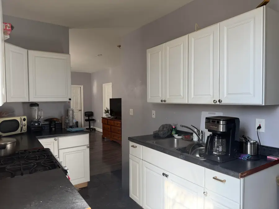 2136 S 16th St, Milwaukee, WI 53215 - #2