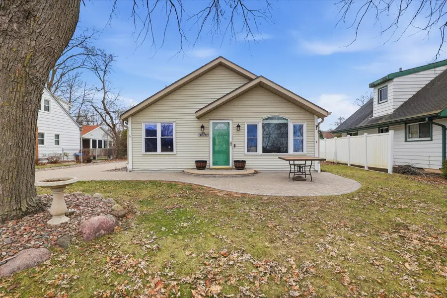 S70W17778 Muskego Dr, Muskego, WI 53150 - #2