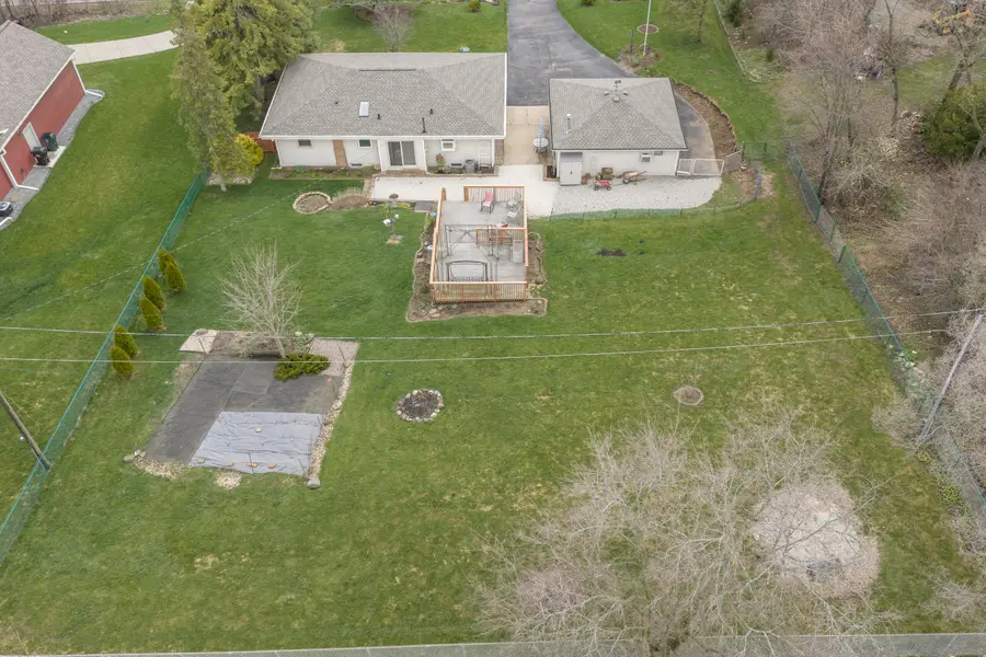 17321 W Observatory Rd, New Berlin, WI 53146 - #2