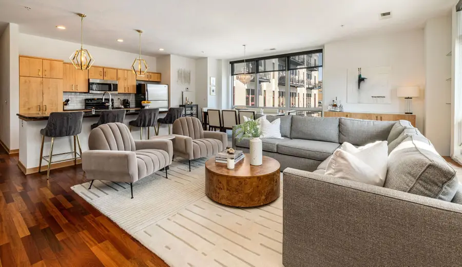 601 E Ogden Ave, Milwaukee, WI 53202 - #3