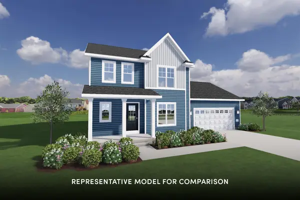 1190 Arrowood Cir W, Oconomowoc, WI 53066