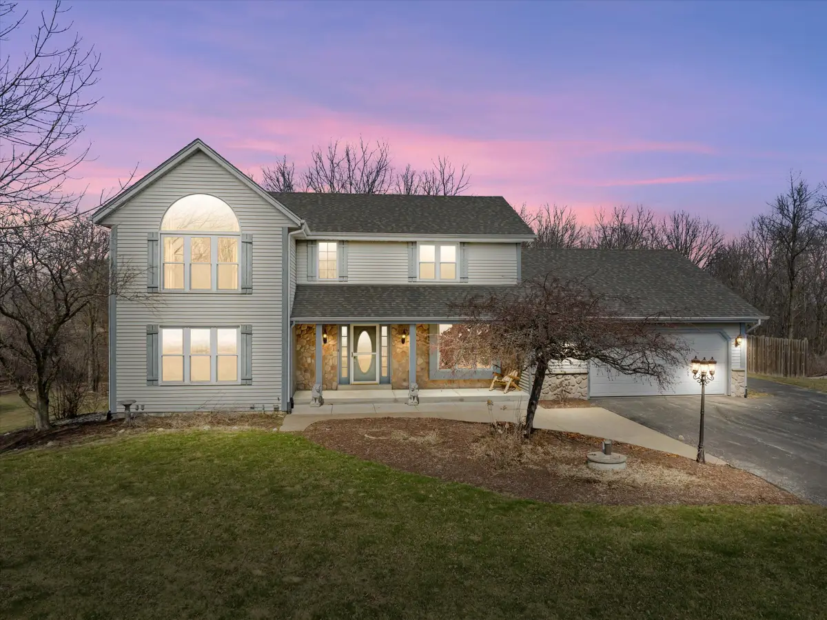 3256 Evergreen Ct, Richfield, WI 53076 - #1