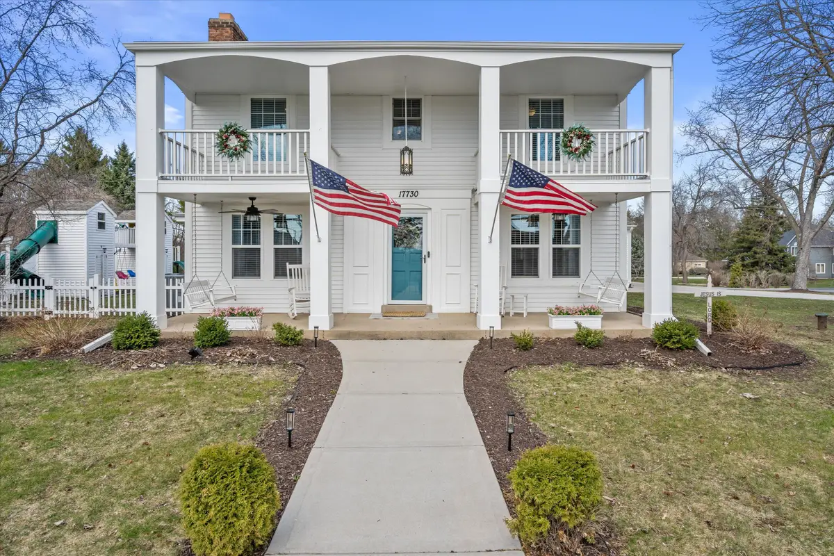 17730 Greenbrier Dr, Brookfield, WI 53045 - #1