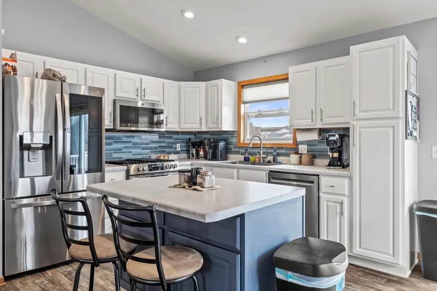 1157 Bluestem Ct, Elkhorn, WI 53121 - #3