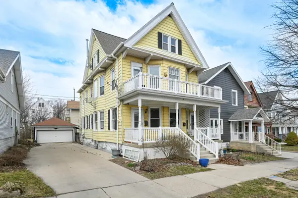 2869 S Ellen St, Milwaukee, WI 53207