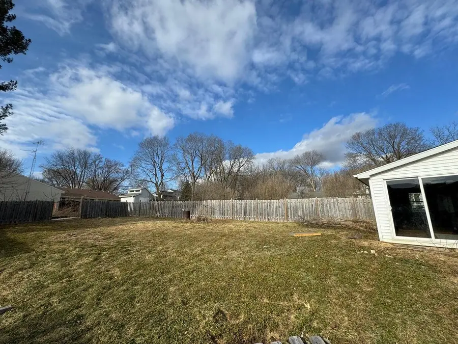 205 Juneau St, Lowell, WI 53557 - #3