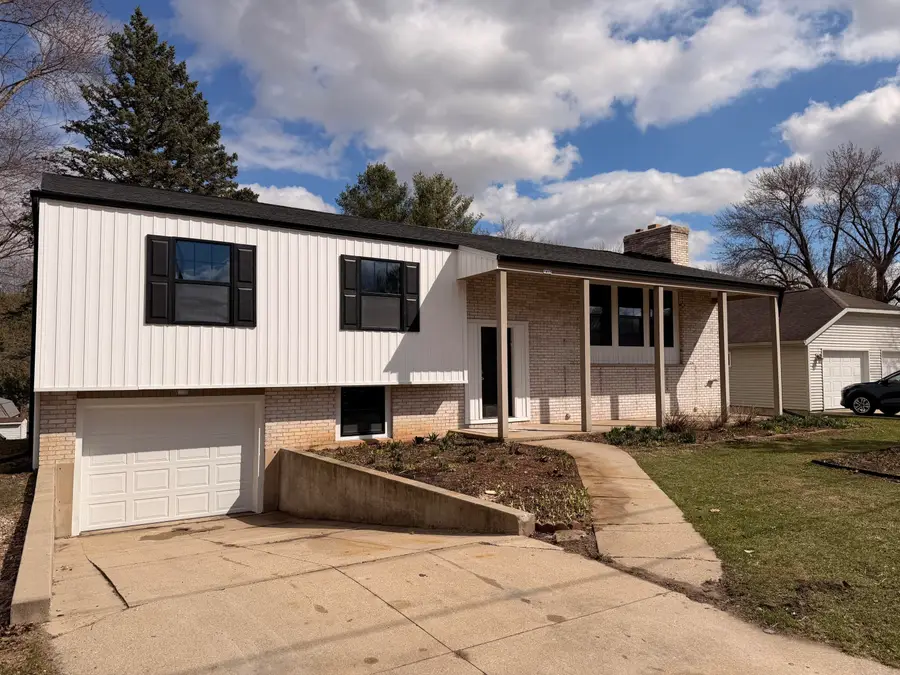 1413 Center St, Watertown, WI 53098 - #2