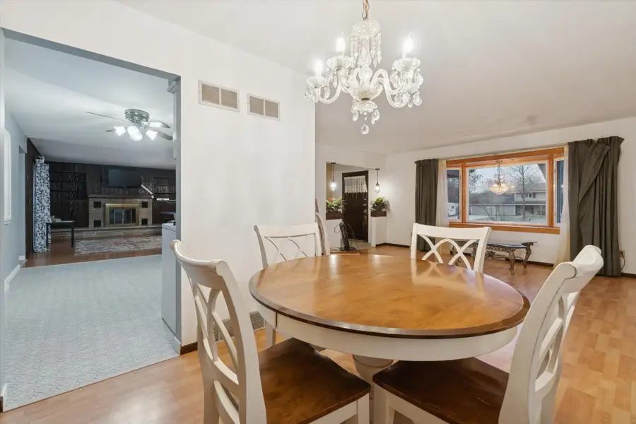 9930 W Magnolia St, Milwaukee, WI 53224 - #3