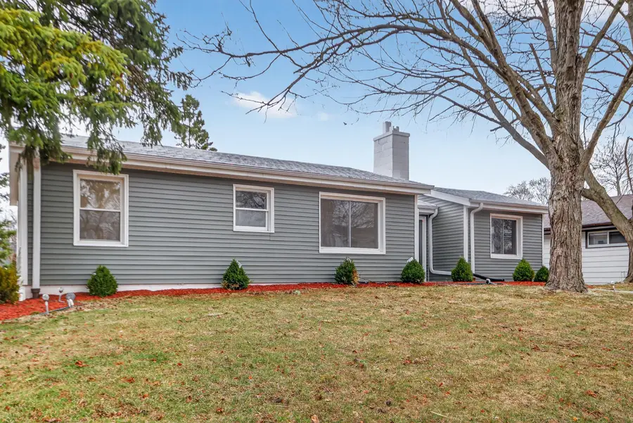 5940 N 72nd St, Milwaukee, WI 53218 - #2