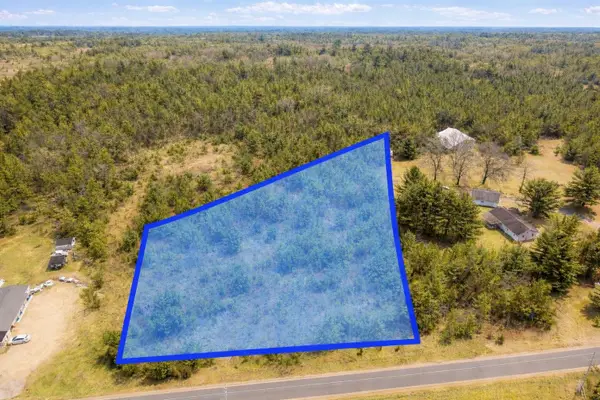 000 18th Ave, Necedah, WI 54646