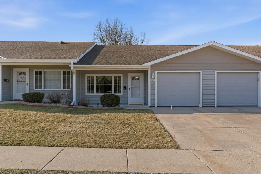 1159 Stillwater Ln, Hartford, WI 53027 - #3