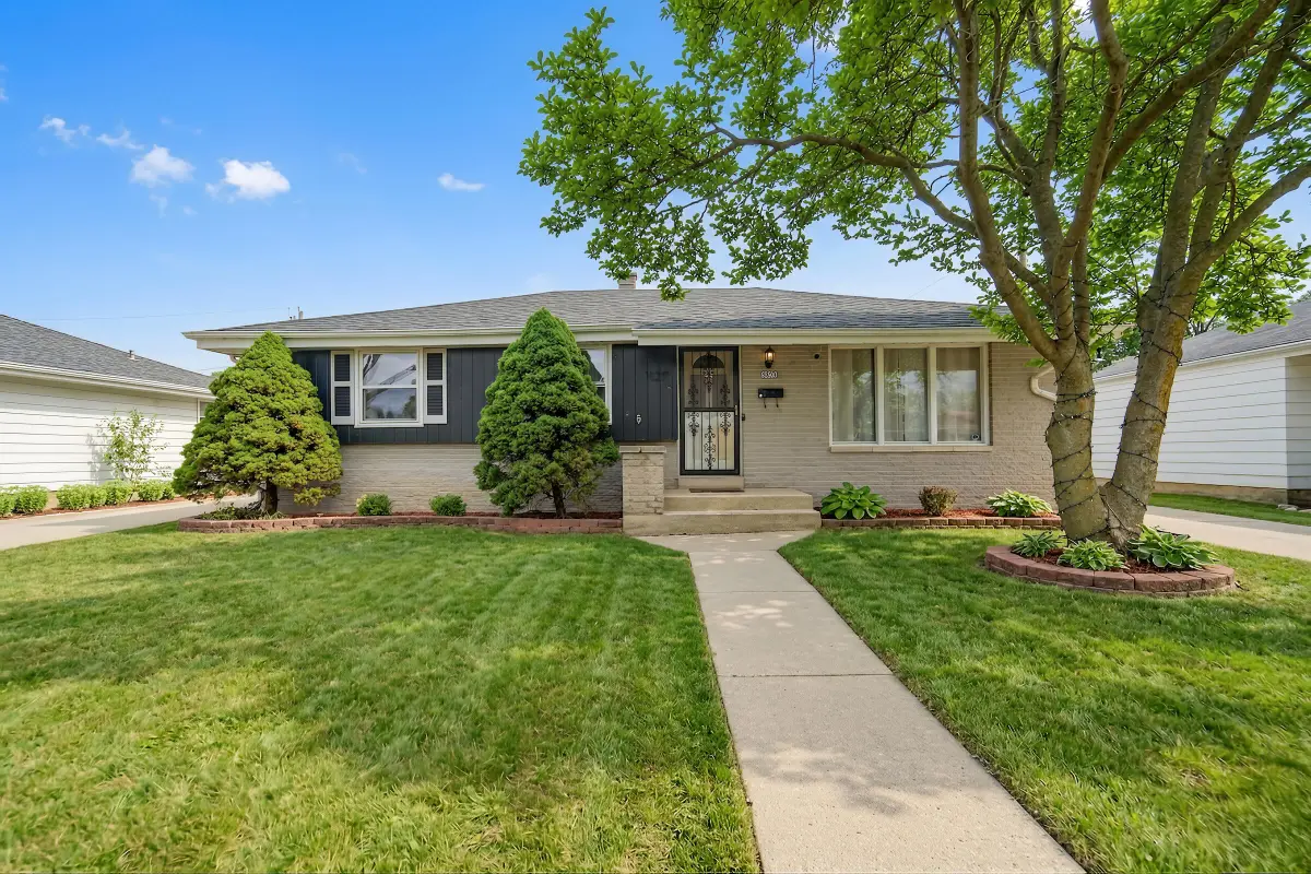 6458 N Landers St, Milwaukee, WI 53223 - #1