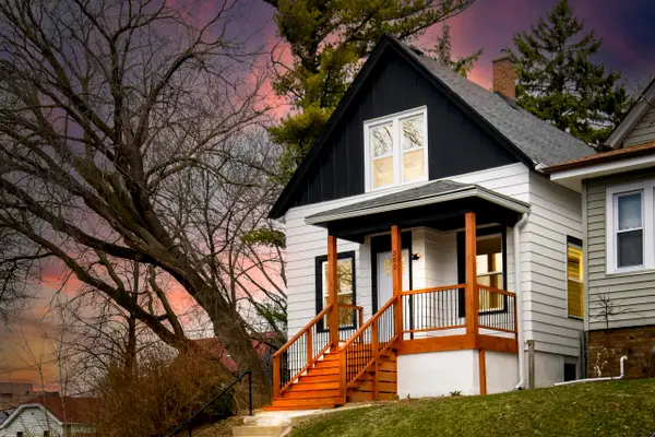 300 E Rosedale Ave, Milwaukee, WI 53207