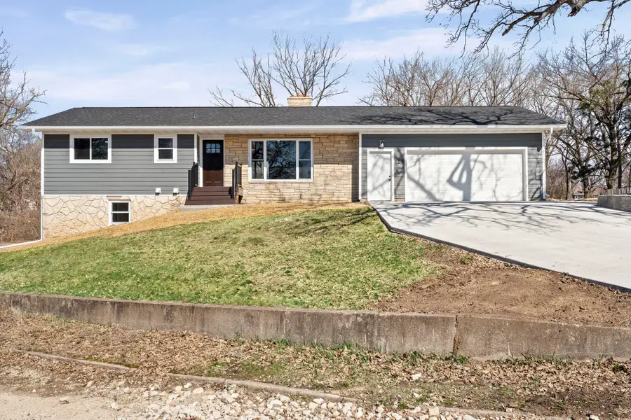 129 Mill St, Holmen, WI 54636 - #2