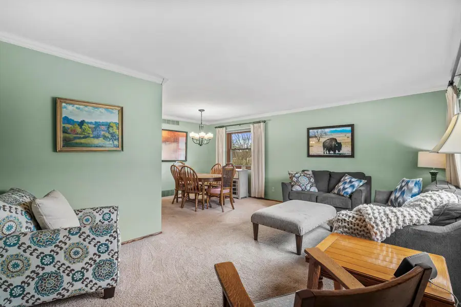 W312S950 Wildwood Trl, Delafield, WI 53183 - #3