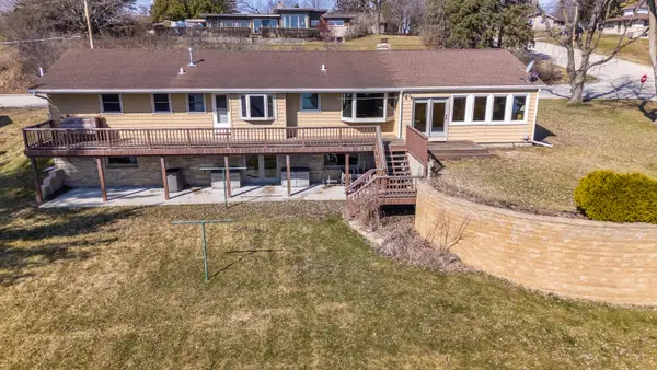 324 Hoff St, Random Lake, WI 53075