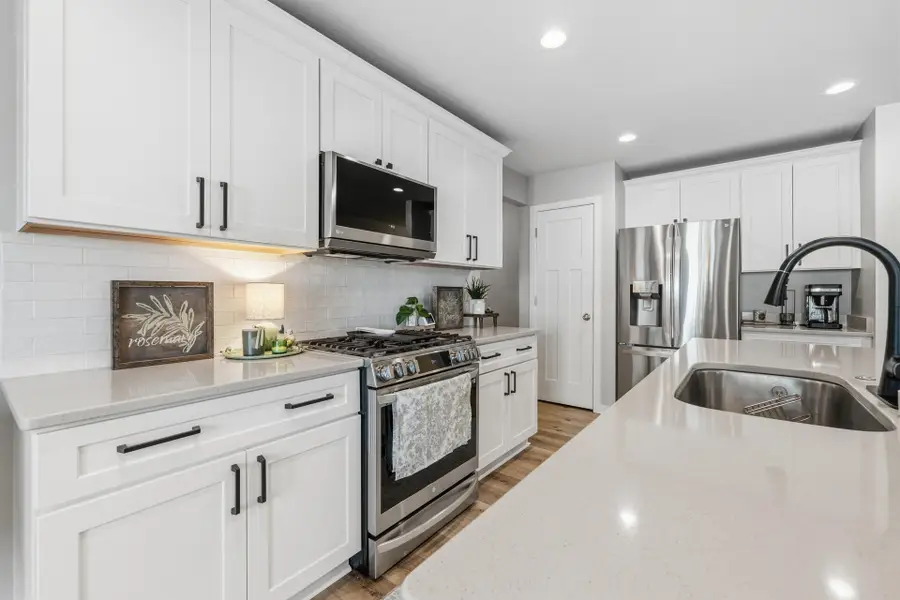 625 Mary Way, Slinger, WI 53086 - #2