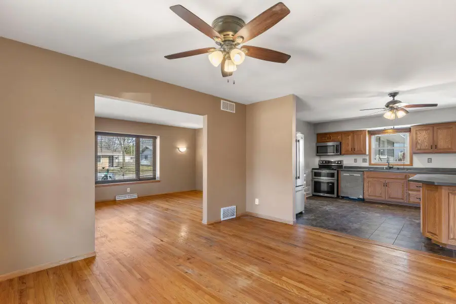 11925 W Lynx Ave, Milwaukee, WI 53225 - #2