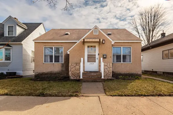 2404 Loomis St, La Crosse, WI 54603