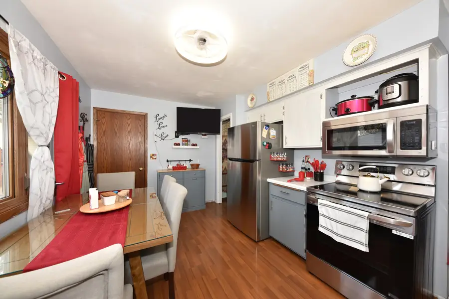 W205N17038 Parkview Dr, Jackson, WI 53037 - #3