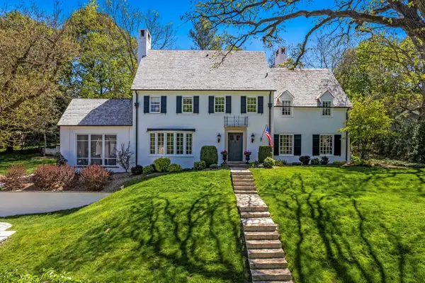 323 S Garfield Ave, Janesville, WI 53545