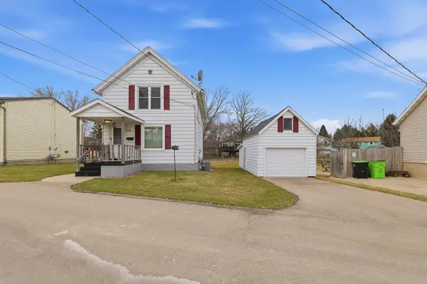 453 Alley St, Mayville, WI 53050