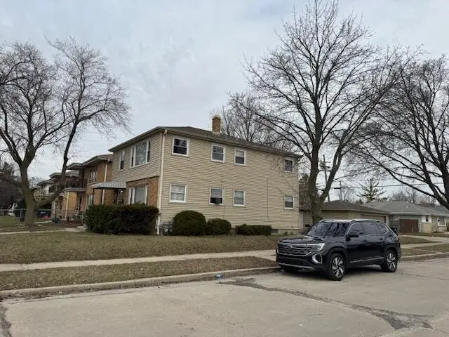 8600 W Hampton Ave, Milwaukee, WI 53225 - #2