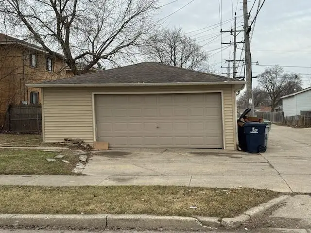 8600 W Hampton Ave, Milwaukee, WI 53225 - #3
