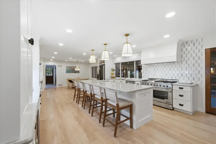 10270 N Range Line Ct, Mequon, WI 53092 - #3