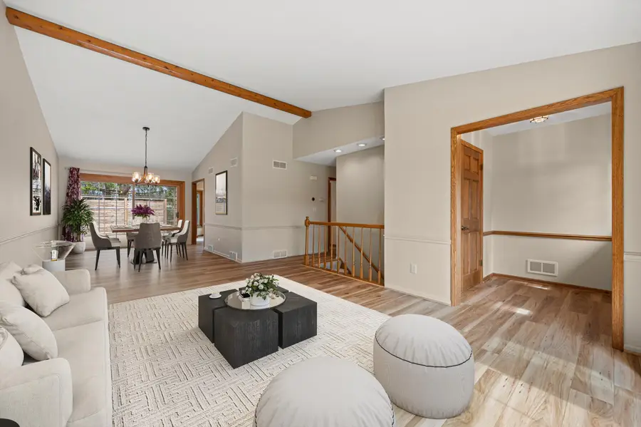 3827 S Oakbrook Dr, Greenfield, WI 53228 - #3