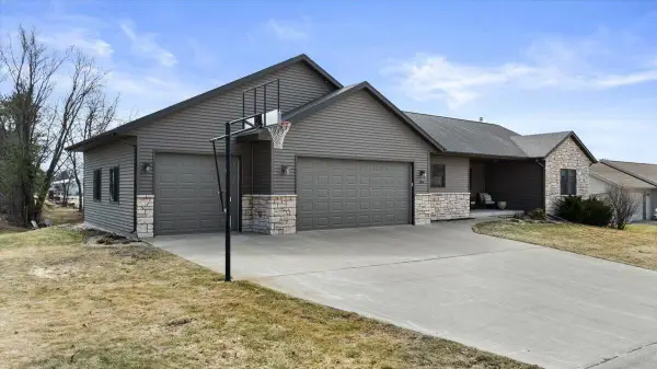 186 Katie Ln, Cashton, WI 54619