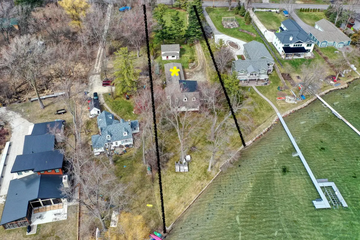 37909 Valley Rd, Summit, WI 53066 - #1